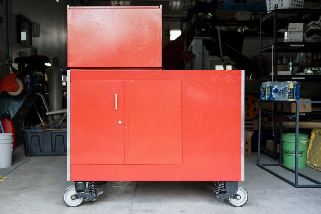 Parts & Memorabilia Tools - Image 16 of 27