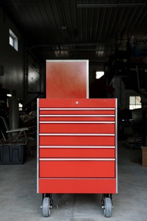 Parts & Memorabilia Tools - Image 8 of 27