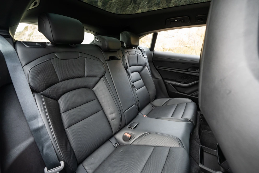 2021 Porsche Taycan 4S - Image 14 of 16