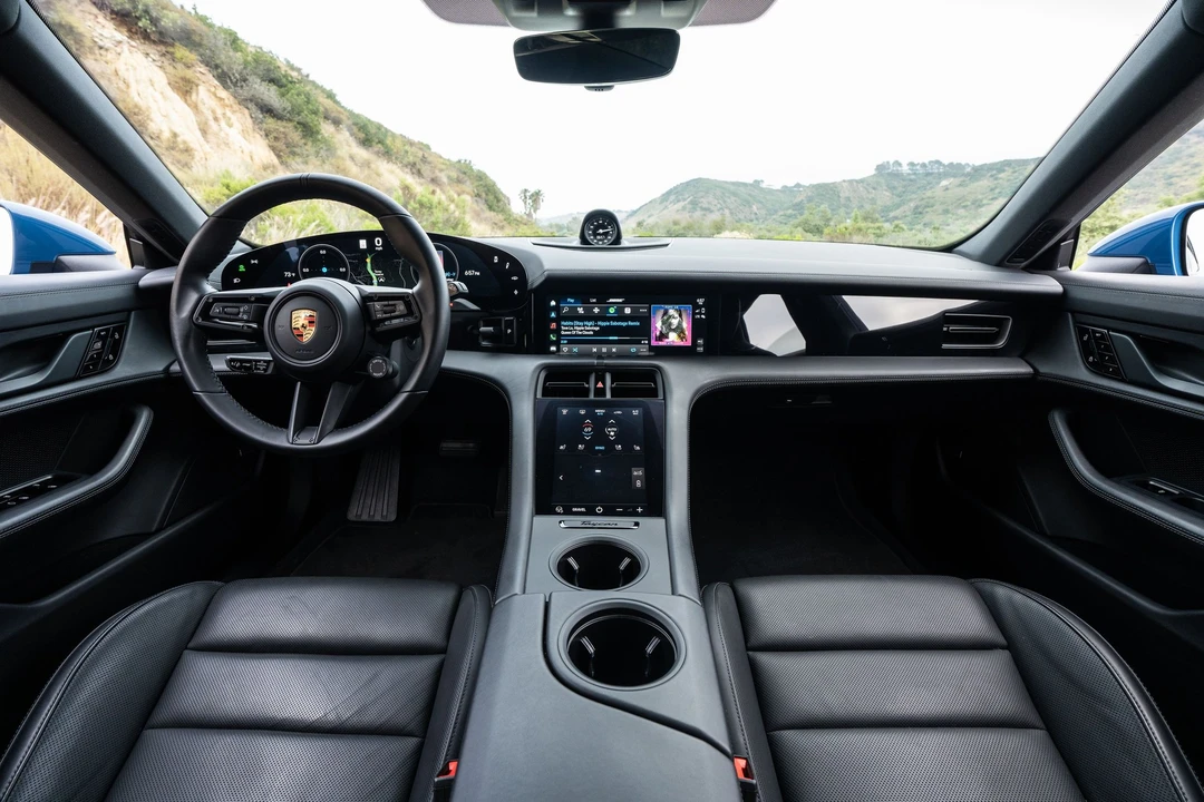 2021 Porsche Taycan 4S - Image 10 of 16