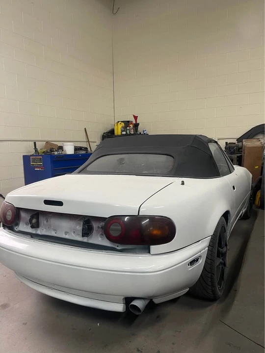 1995 Mazda NA MX-5 Miata - Image 3 of 5