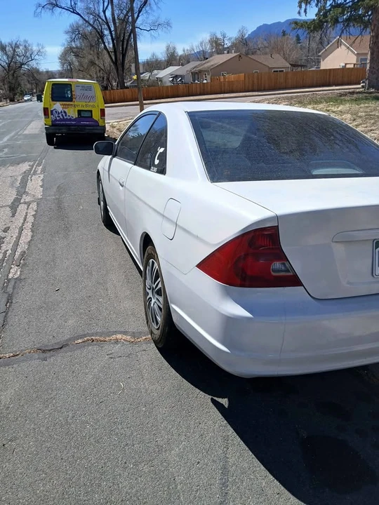 2001 Honda Civic 7th Gen - Image 2 of 9