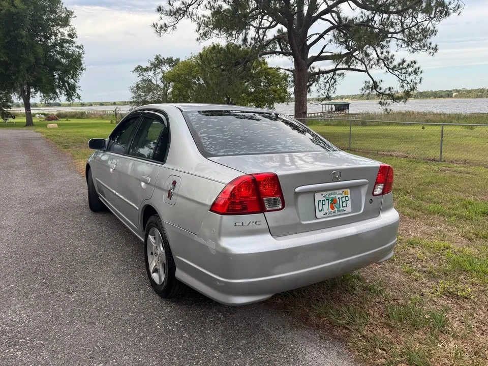 2004 Honda Civic 7th Gen - Image 9 of 15