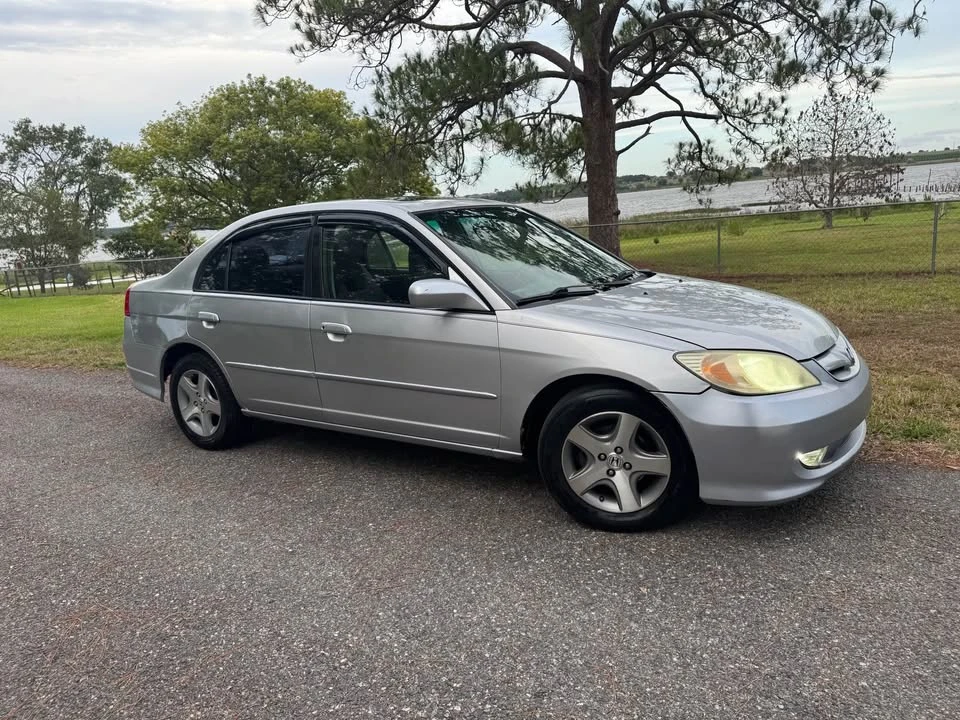 2004 Honda Civic 7th Gen - Image 4 of 15
