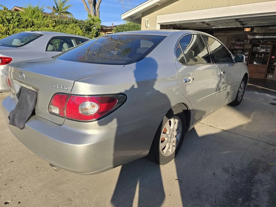 2004 Lexus ES 3rd Gen - Image 3 of 11