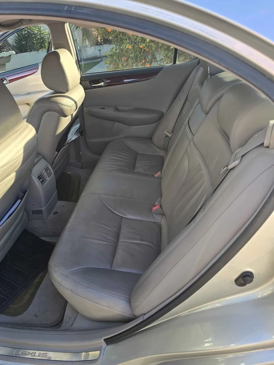 2004 Lexus ES 3rd Gen - Image 11 of 11