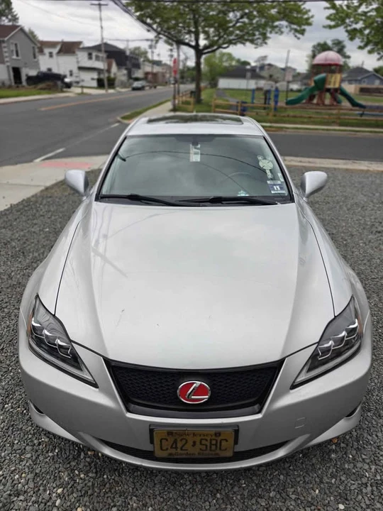 2007 Lexus IS 2nd Gen - Image 3 of 20