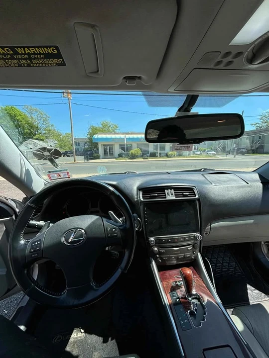 2007 Lexus IS 2nd Gen - Image 11 of 20