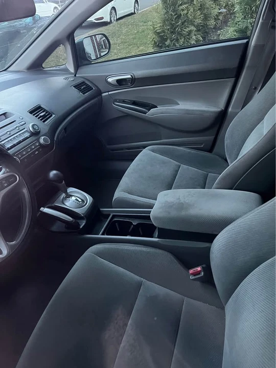 2008 Honda Civic 8th Gen - Image 4 of 5