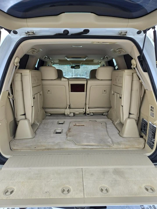 2008 Lexus LX 3rd Gen - Image 10 of 10