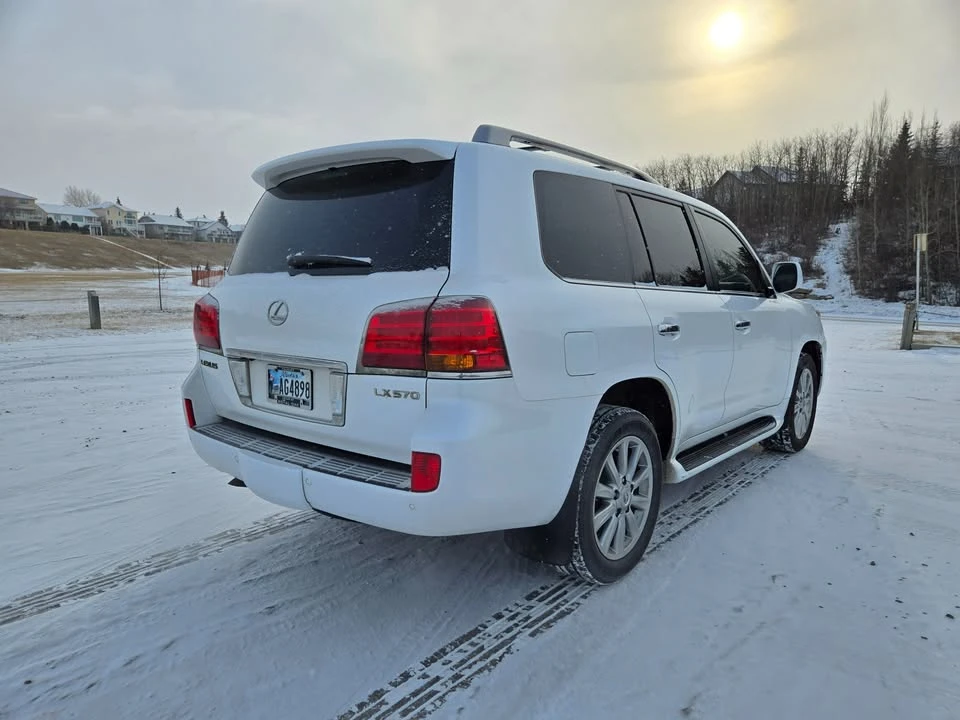 2008 Lexus LX 3rd Gen - Image 3 of 10