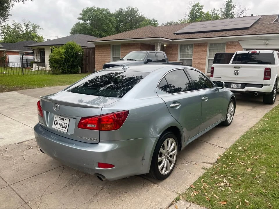 2008 Lexus IS 2nd Gen - Image 3 of 8