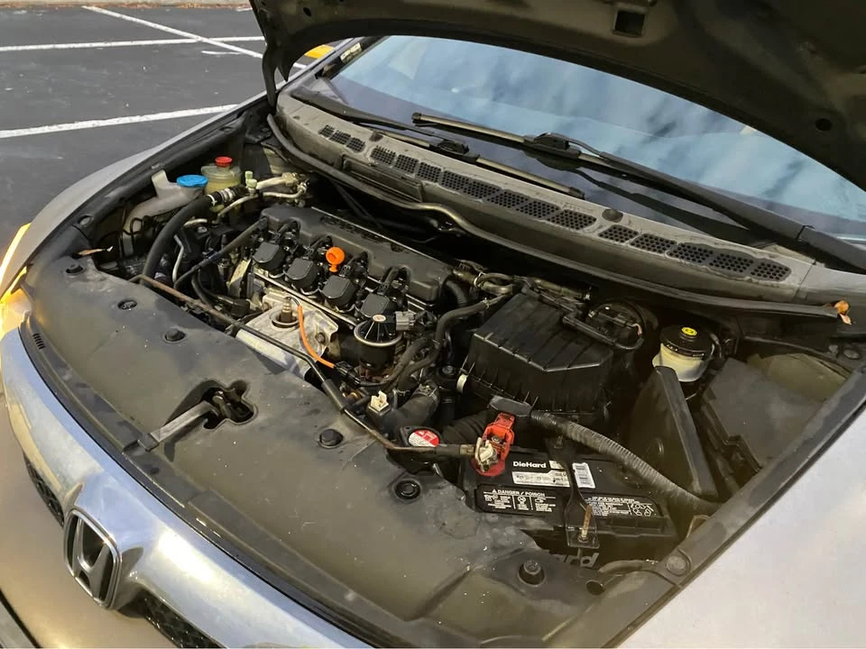 2010 Honda Civic 8th Gen - Image 5 of 5