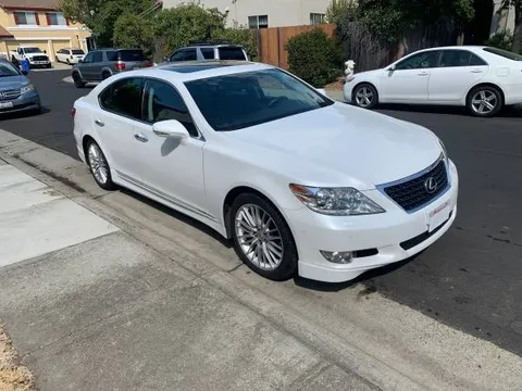 2011 Lexus LS460