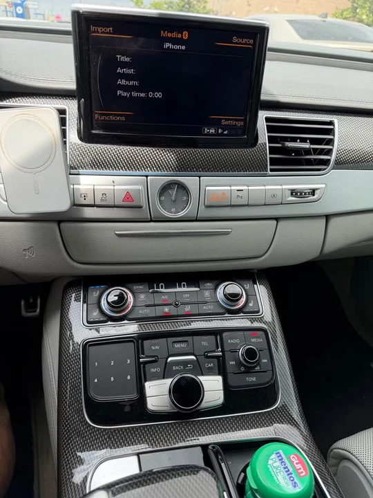 2015 Audi D4 S8 - Image 10 of 11