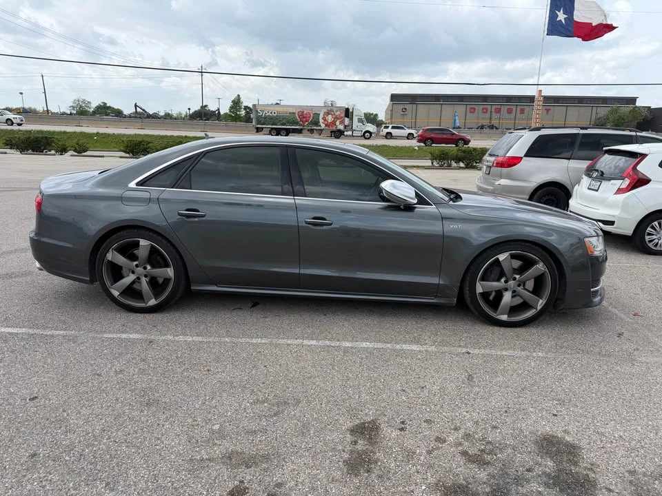 2015 Audi D4 S8 - Image 6 of 11