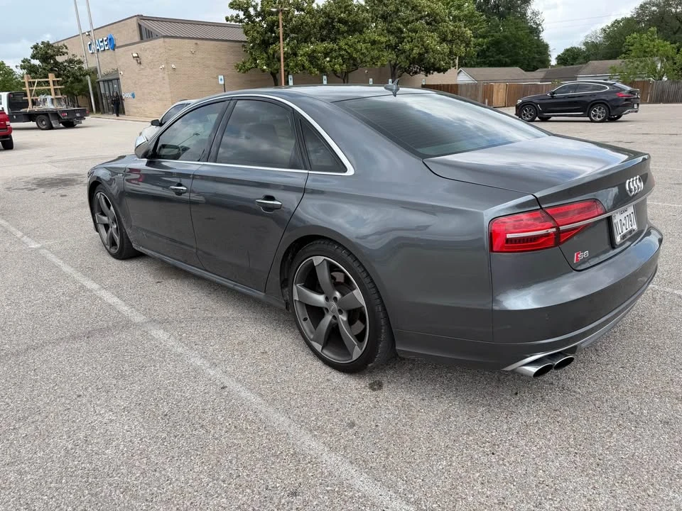 2015 Audi D4 S8 - Image 3 of 11