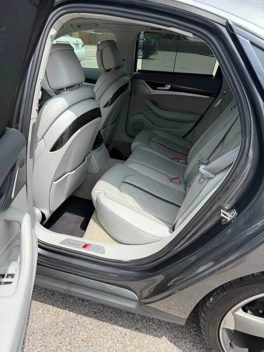 2015 Audi D4 S8 - Image 9 of 11