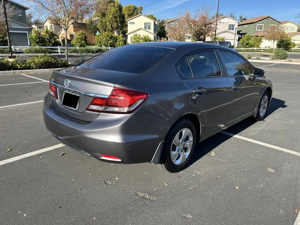 2015 Honda Civic 9th Gen - Image 7 of 15