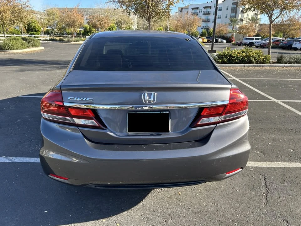 2015 Honda Civic 9th Gen - Image 8 of 15