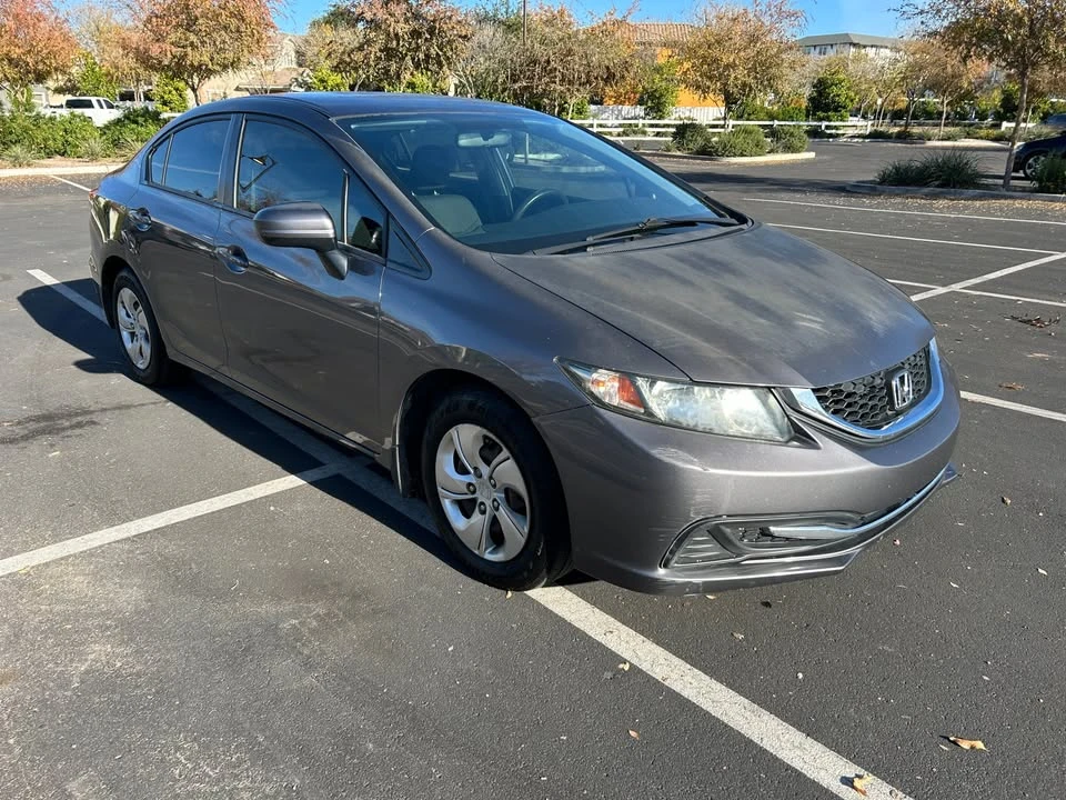 2015 Honda Civic 9th Gen - Image 5 of 15
