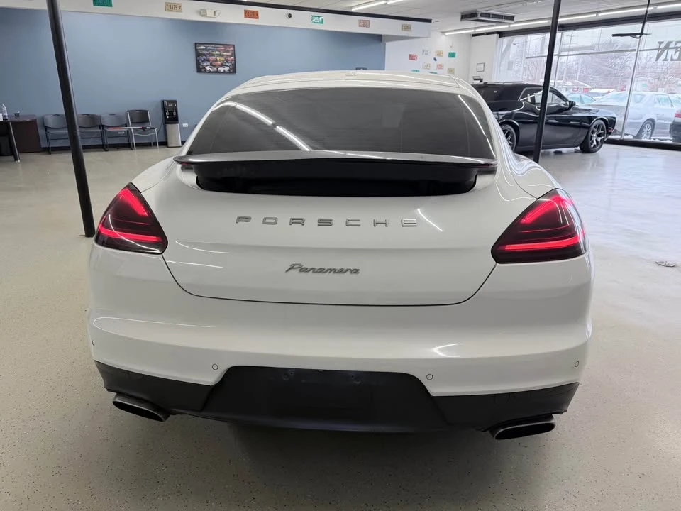 2015 Porsche 970 Panamera - Image 4 of 19