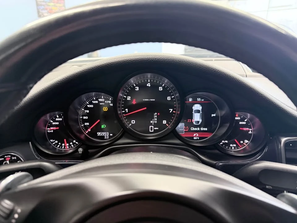 2015 Porsche 970 Panamera - Image 19 of 19