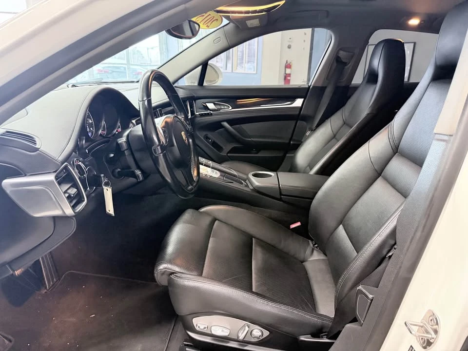 2015 Porsche 970 Panamera - Image 11 of 19