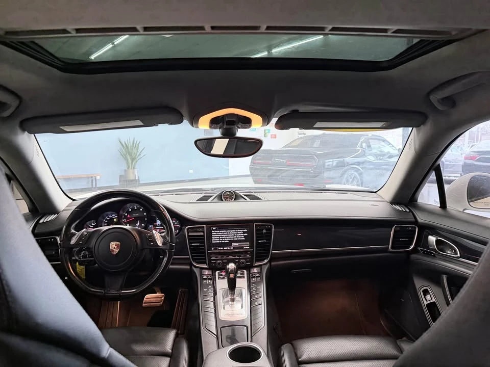 2015 Porsche 970 Panamera - Image 12 of 19