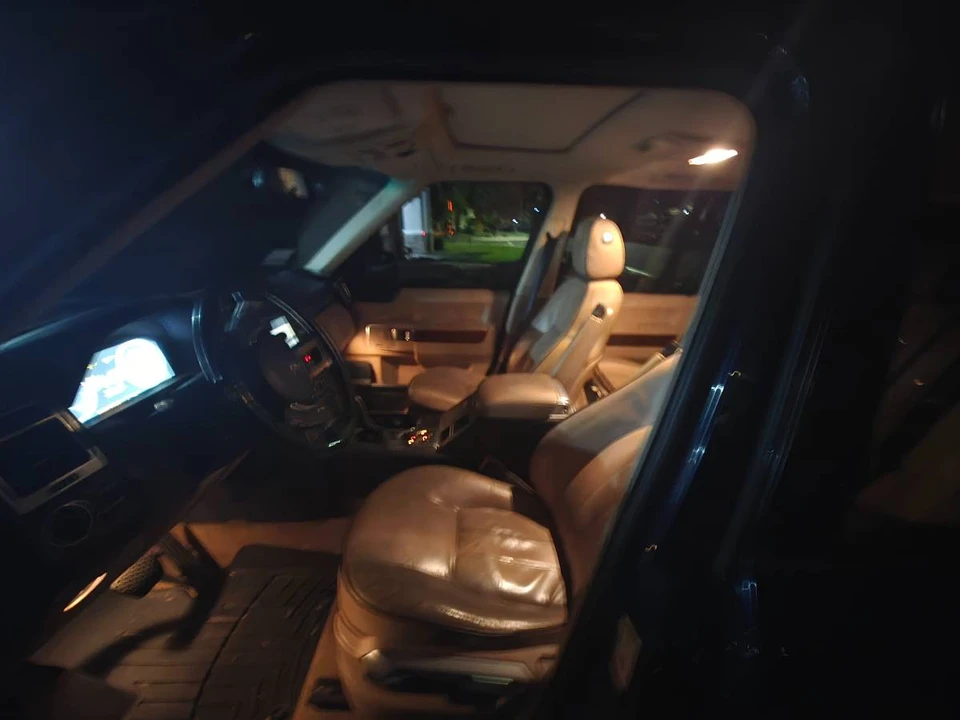 2011 Land Rover Range Rover L322 - Image 3 of 6