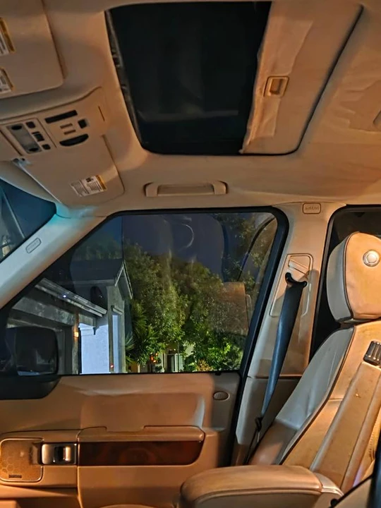 2011 Land Rover Range Rover L322 - Image 6 of 6
