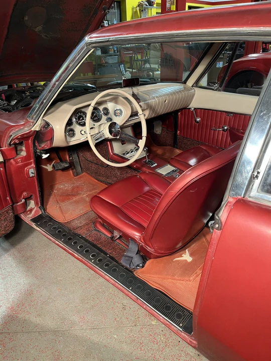 1964 Studebaker Avanti - Image 5 of 7