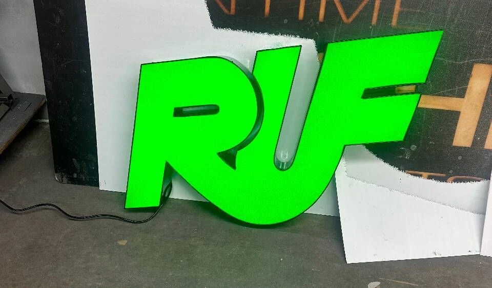 2010 RUF - Image 6 of 9