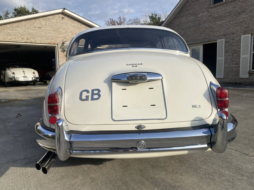 1967 Jaguar Mark II - Image 5 of 11