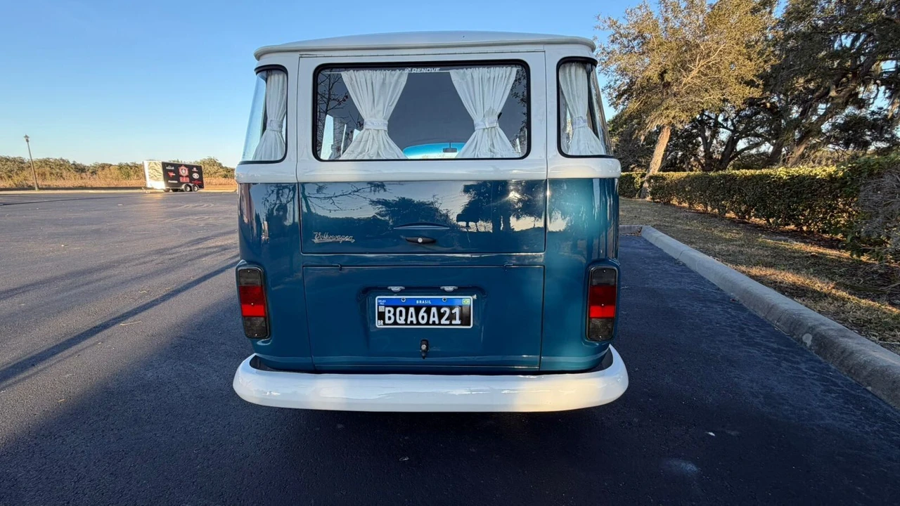 1993 Volkswagen Type 2 - Image 5 of 11