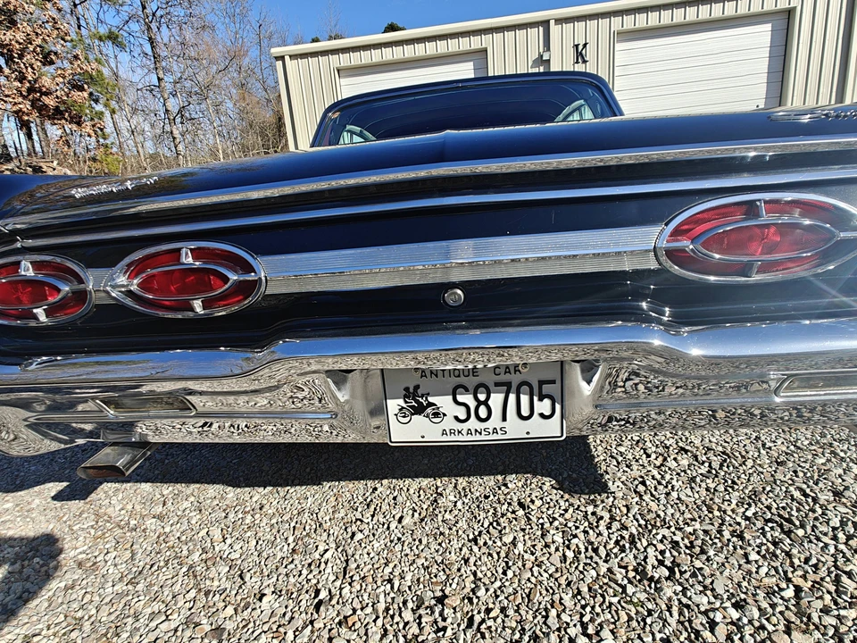 1962 Oldsmobile Starfire - Image 4 of 11