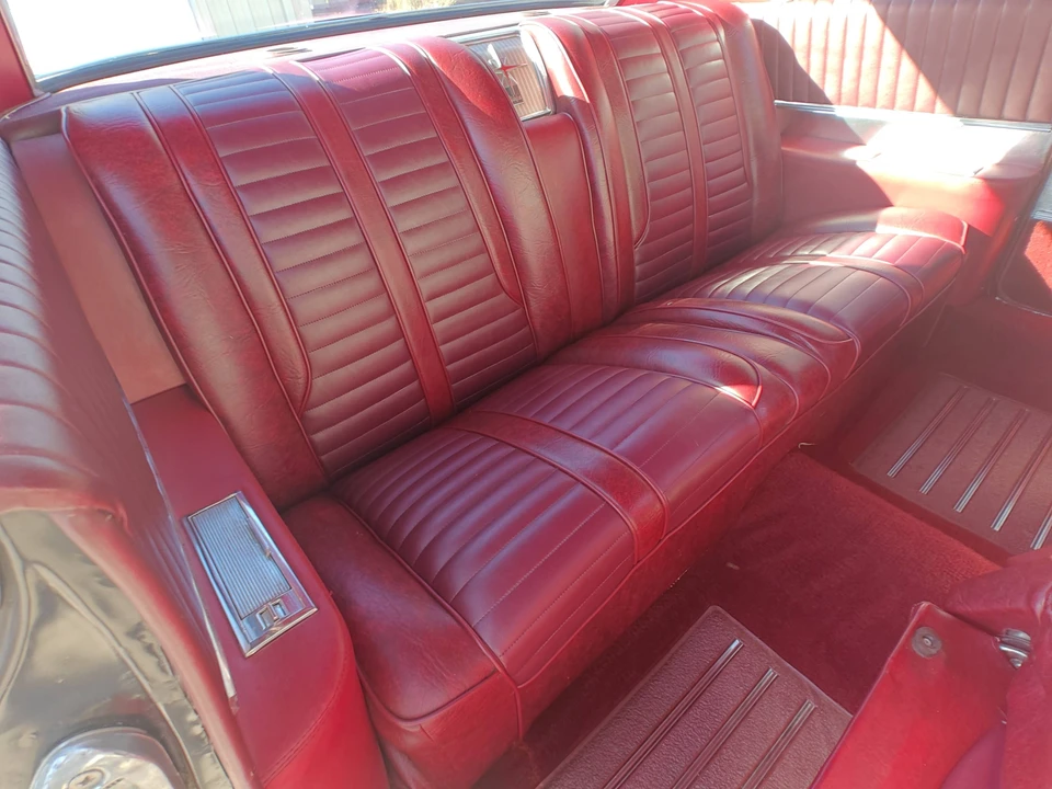 1962 Oldsmobile Starfire - Image 6 of 11