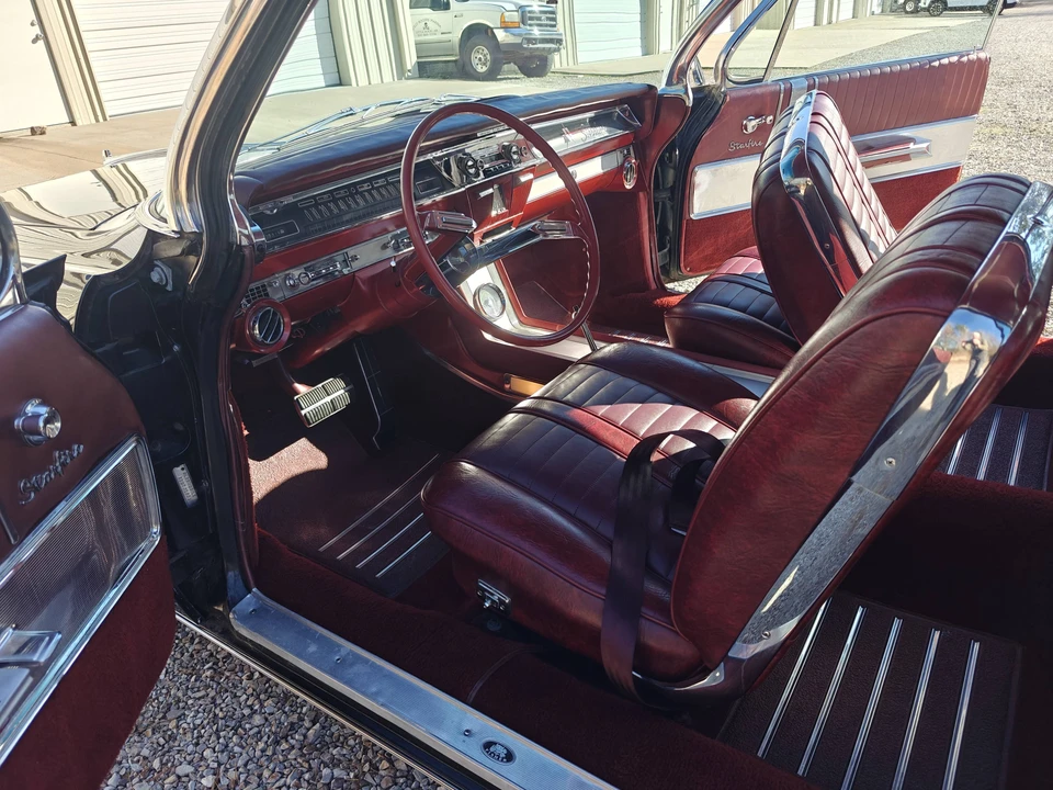 1962 Oldsmobile Starfire - Image 5 of 11