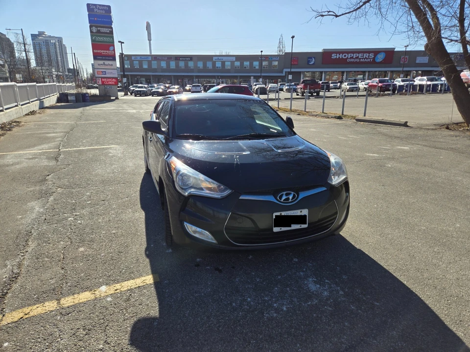 2012 Hyundai Veloster - Image 2 of 13