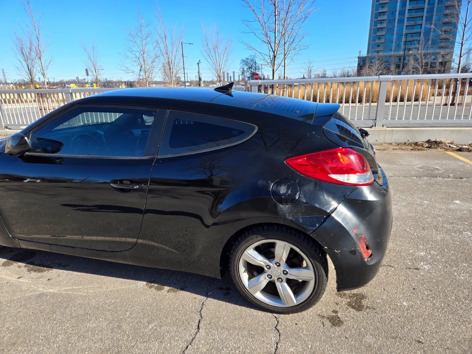 2012 Hyundai Veloster - Image 9 of 13