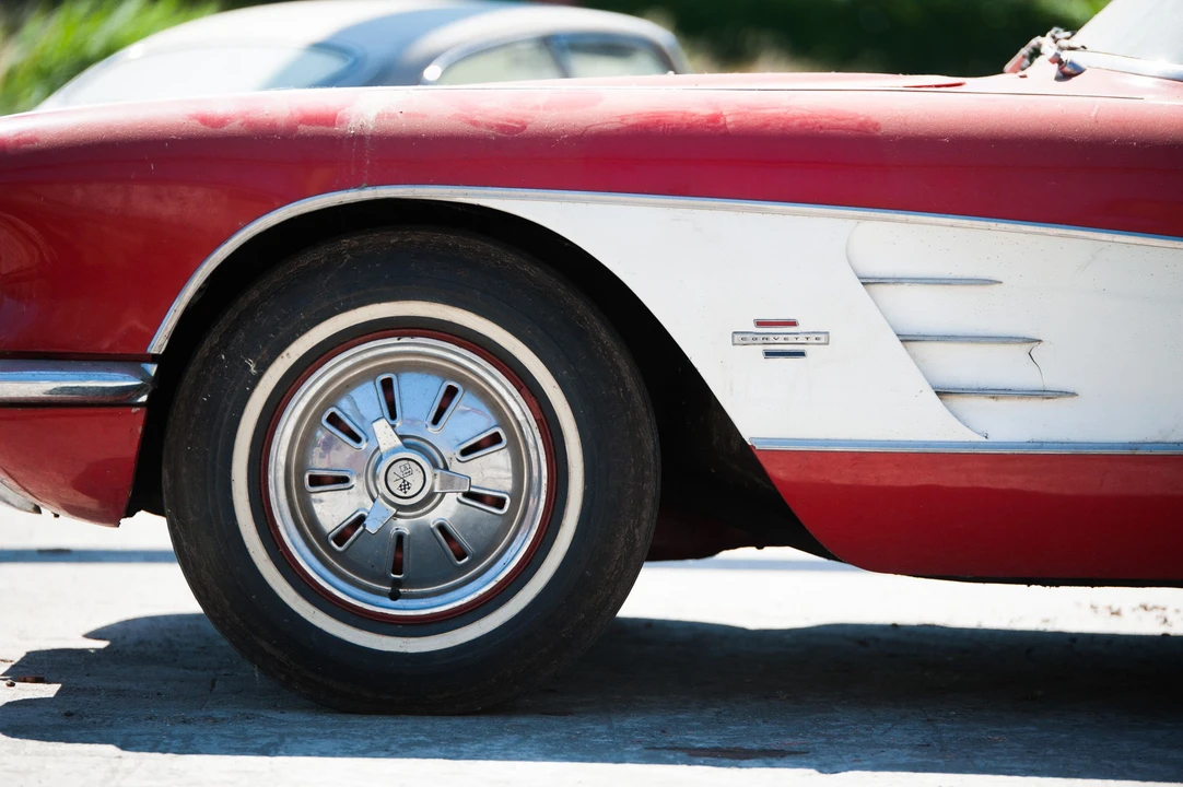 1961 Chevrolet Corvette C1 - Image 6 of 15