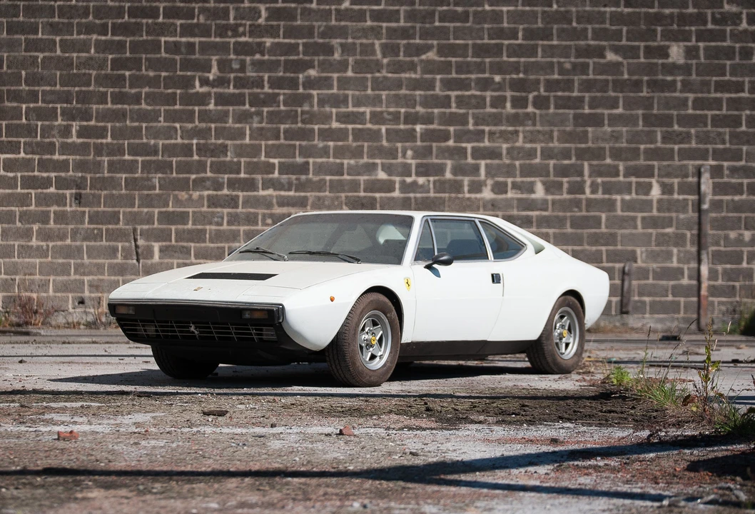 1975 Ferrari 308 GT4 - Image 11 of 21