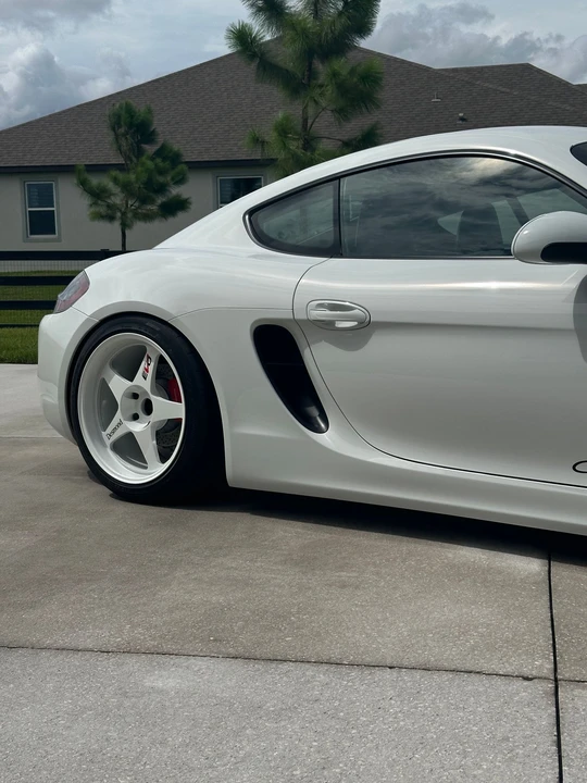 2015 Porsche 981 Cayman - Image 3 of 31