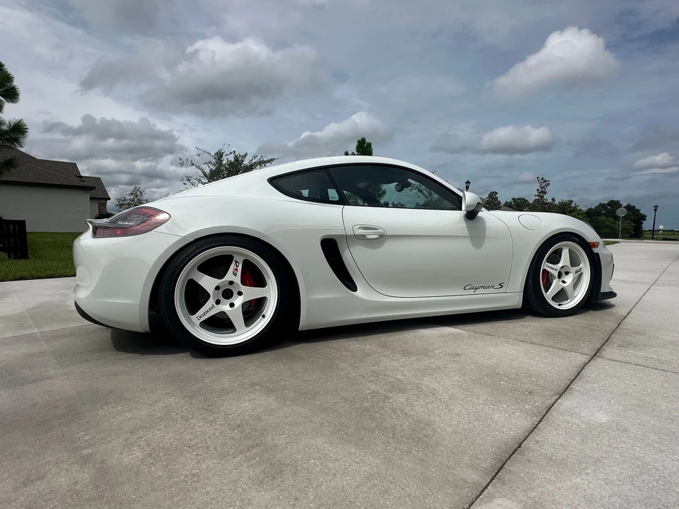 2015 Porsche 981 Cayman - Image 15 of 31