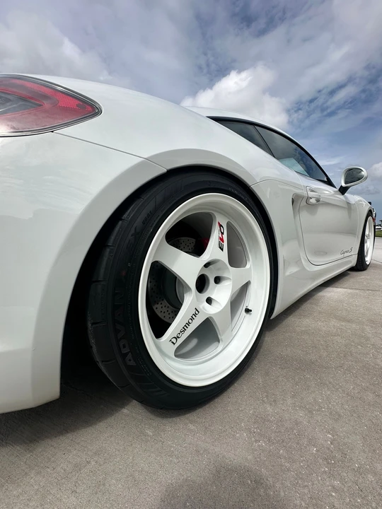 2015 Porsche 981 Cayman - Image 18 of 31