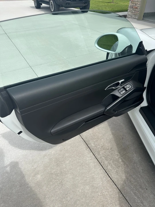 2015 Porsche 981 Cayman - Image 21 of 31