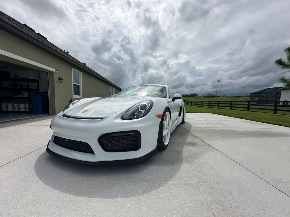 2015 Porsche 981 Cayman - Image 30 of 31