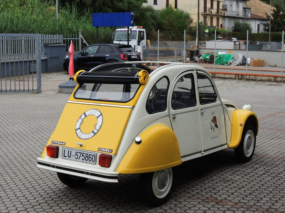 1986 Citroen 2CV - Image 18 of 31