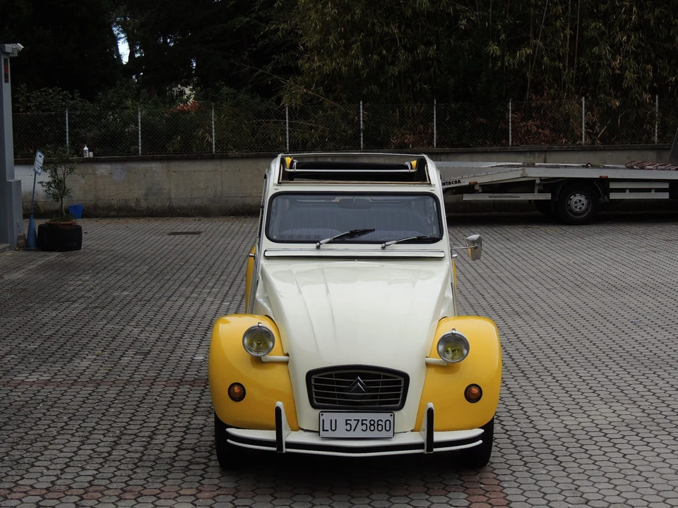 1986 Citroen 2CV - Image 24 of 31