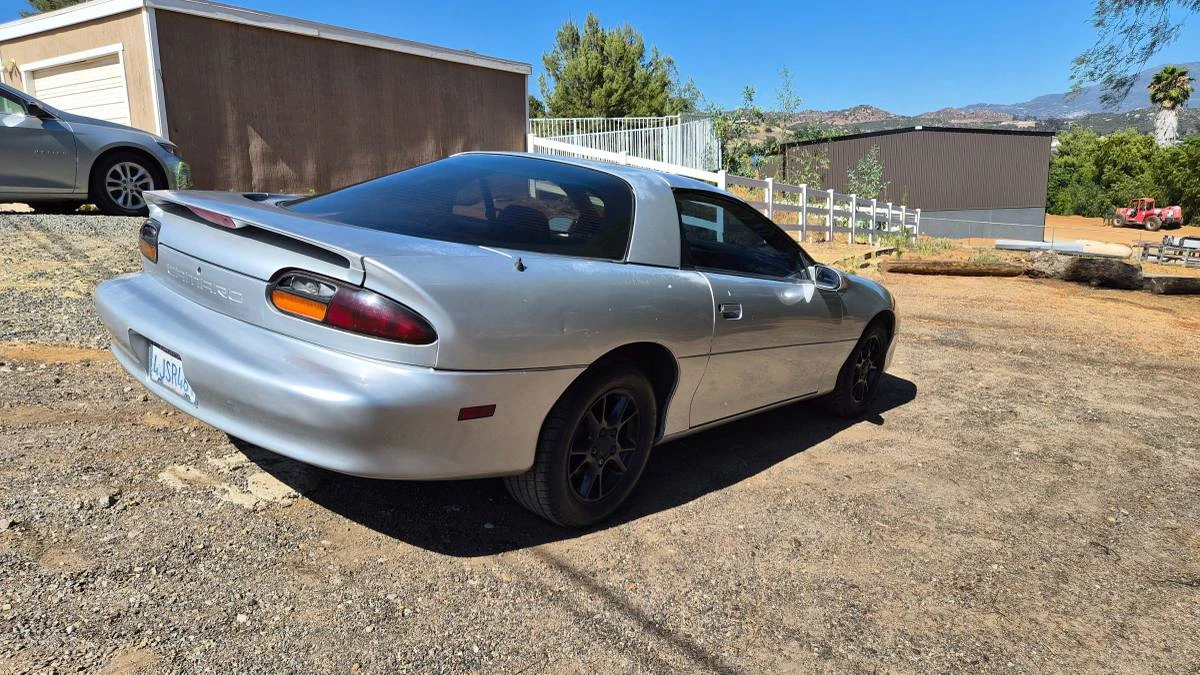 2000 Chevrolet Camaro 4th Gen - Image 3 of 7